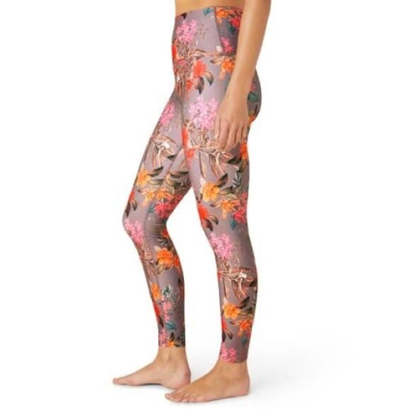 Beyond Yoga Endurance Light High Waisted Midi Legging - Picture 3 of 5